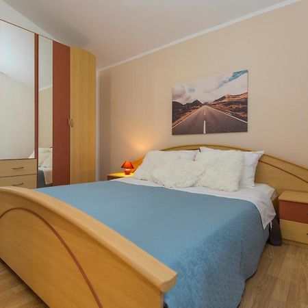 Apartman Ana Labin  Buitenkant foto