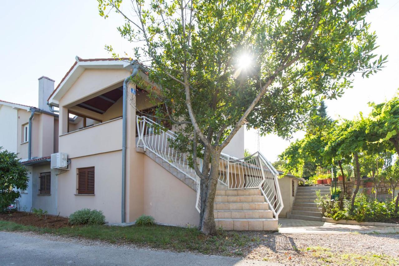 Apartman Ana Labin  Buitenkant foto
