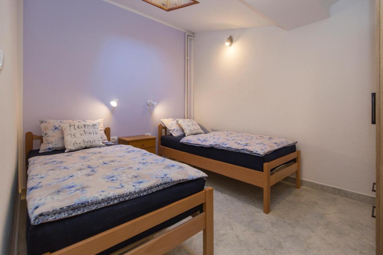 Apartman Ana Labin  Buitenkant foto
