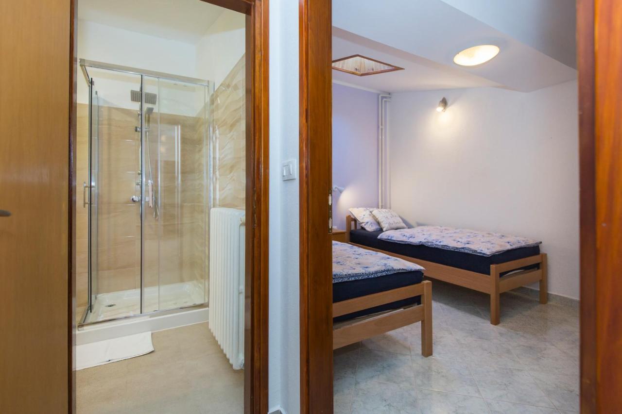 Apartman Ana Labin  Buitenkant foto